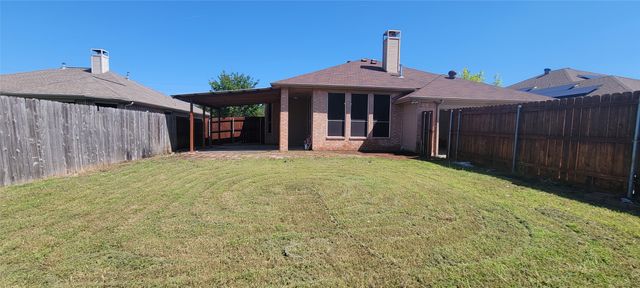 2717 Creek Crossing Road, Mesquite, TX 75181