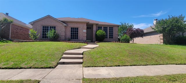 2717 Creek Crossing Road, Mesquite, TX 75181