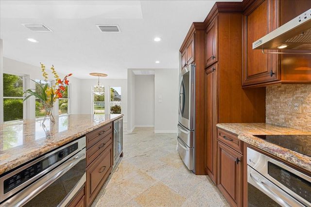 1701 ALLENS CREEK DRIVE, Clearwater, FL 33764
