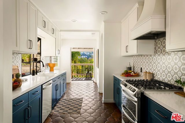2507 Panorama Terrace, Los Angeles, CA 90039