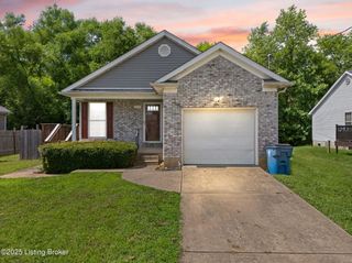 226 7th Ave, Shepherdsville, KY 40165