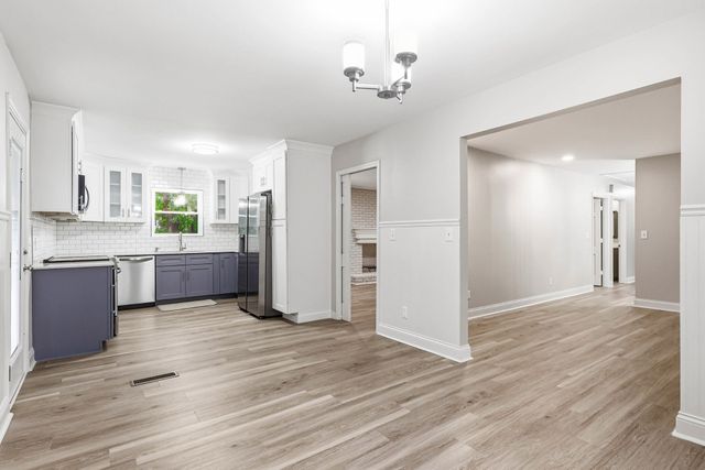 2824 Ridgecrest Drive, Chattanooga, TN 37406