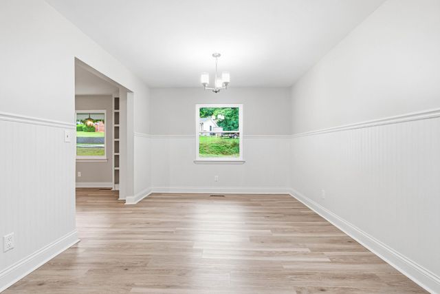 2824 Ridgecrest Drive, Chattanooga, TN 37406