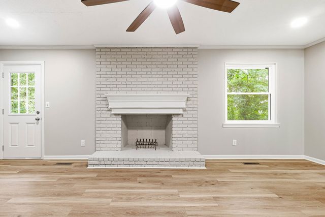 2824 Ridgecrest Drive, Chattanooga, TN 37406