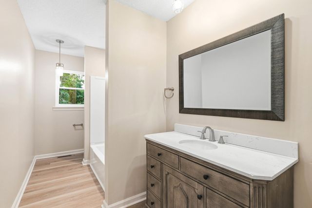 2824 Ridgecrest Drive, Chattanooga, TN 37406