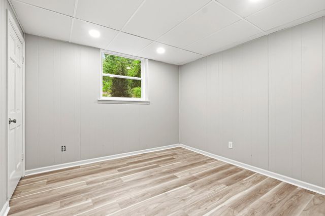 2824 Ridgecrest Drive, Chattanooga, TN 37406