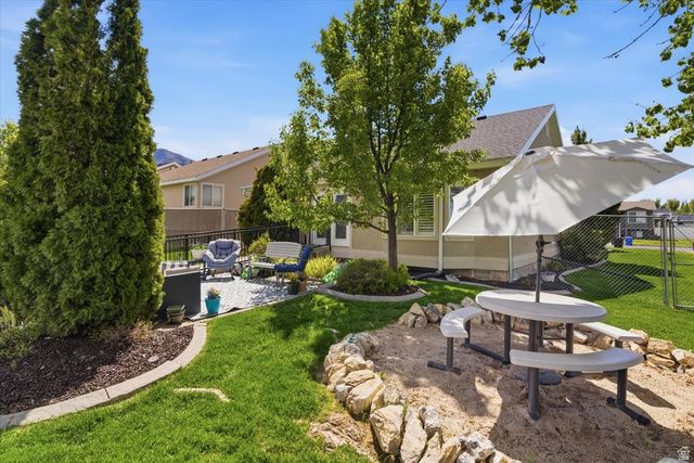 108 W 1875 N, North Ogden, UT 84414