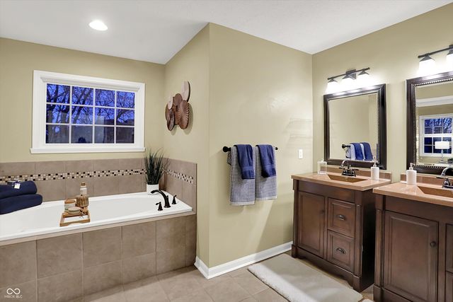 12430 Hyacinth Drive, Fishers, IN 46037