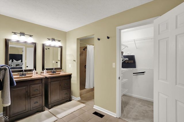 12430 Hyacinth Drive, Fishers, IN 46037