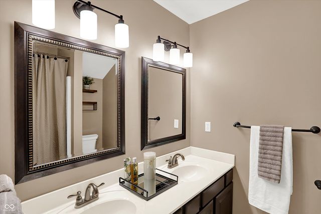 12430 Hyacinth Drive, Fishers, IN 46037