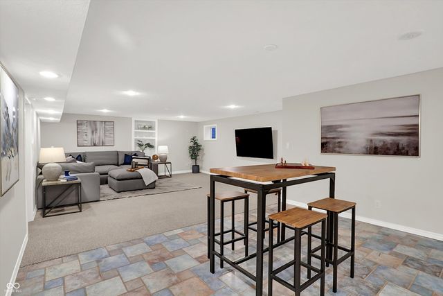 12430 Hyacinth Drive, Fishers, IN 46037