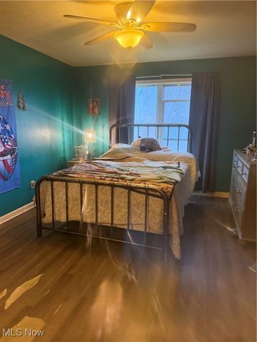 5854 Cutten Avenue, North Lawrence, OH 44666