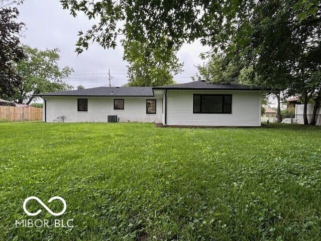 2705 W 38th Street, Anderson, IN 46011