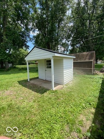 2705 W 38th Street, Anderson, IN 46011