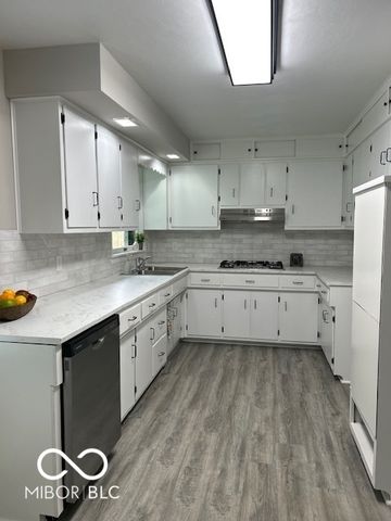 2705 W 38th Street, Anderson, IN 46011