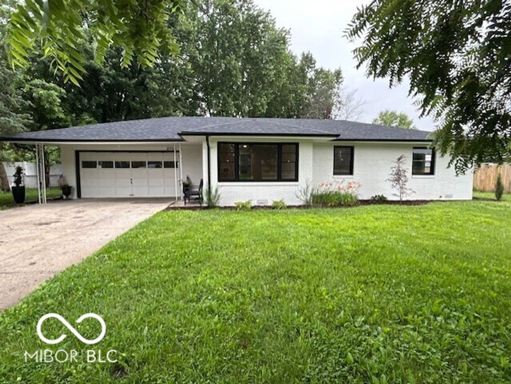 2705 W 38th Street, Anderson, IN 46011
