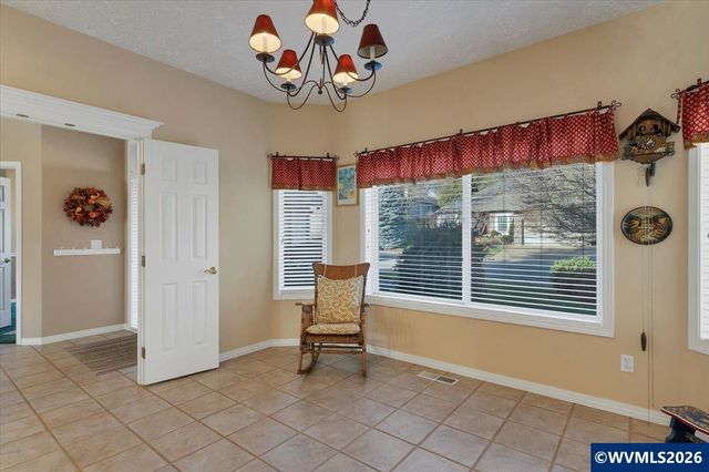 838 Hazeltine Av SE, Salem, OR 97306