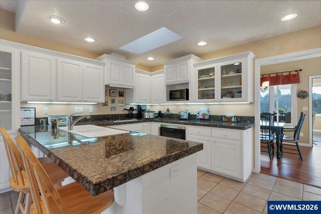 838 Hazeltine Av SE, Salem, OR 97306