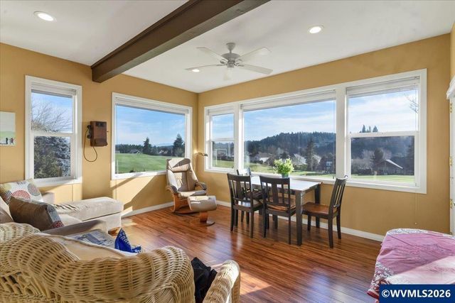 838 Hazeltine Av SE, Salem, OR 97306