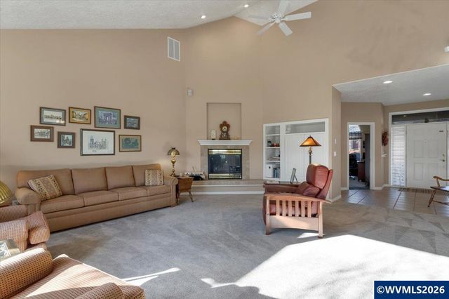 838 Hazeltine Av SE, Salem, OR 97306