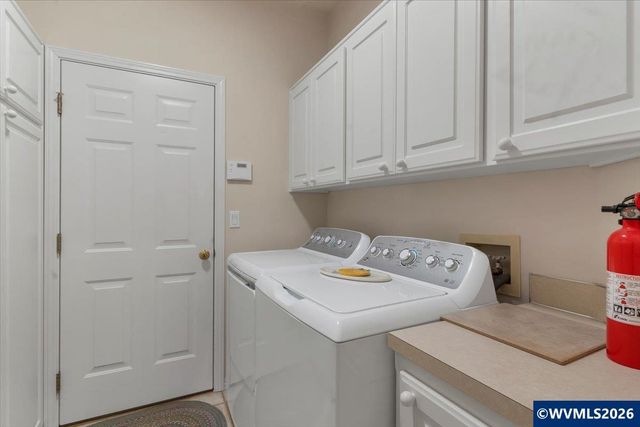 838 Hazeltine Av SE, Salem, OR 97306