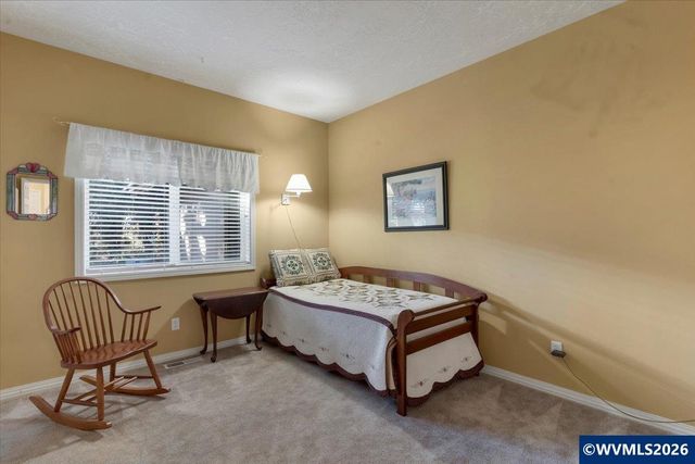 838 Hazeltine Av SE, Salem, OR 97306