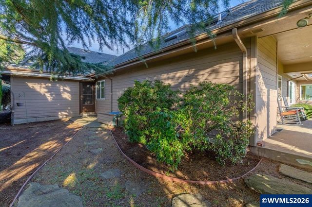 838 Hazeltine Av SE, Salem, OR 97306