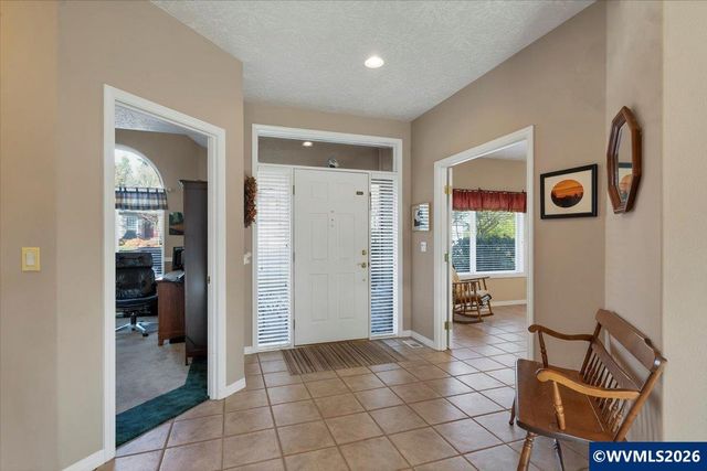 838 Hazeltine Av SE, Salem, OR 97306