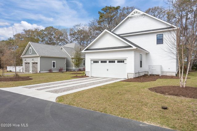 9303 Whisper Park Drive SW, Calabash, NC 28467