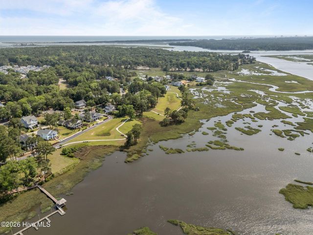 9303 Whisper Park Drive SW, Calabash, NC 28467