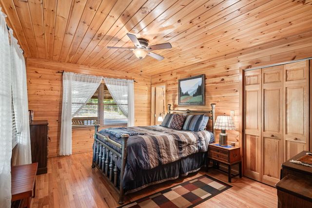 51 Cornerstone Court, Mccaysville, GA 30555