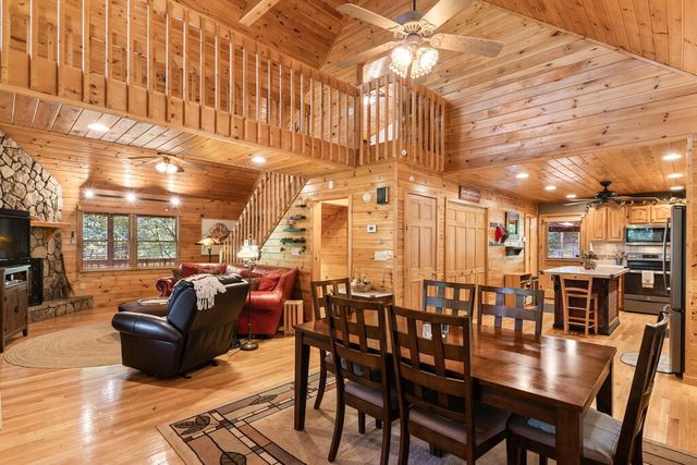 51 Cornerstone Court, Mccaysville, GA 30555