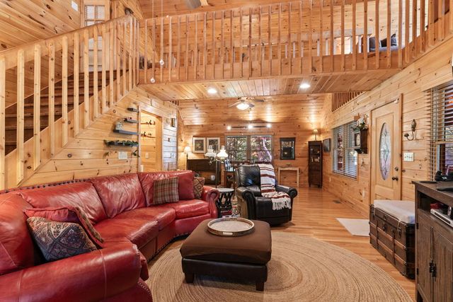 51 Cornerstone Court, Mccaysville, GA 30555