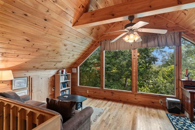 51 Cornerstone Court, Mccaysville, GA 30555