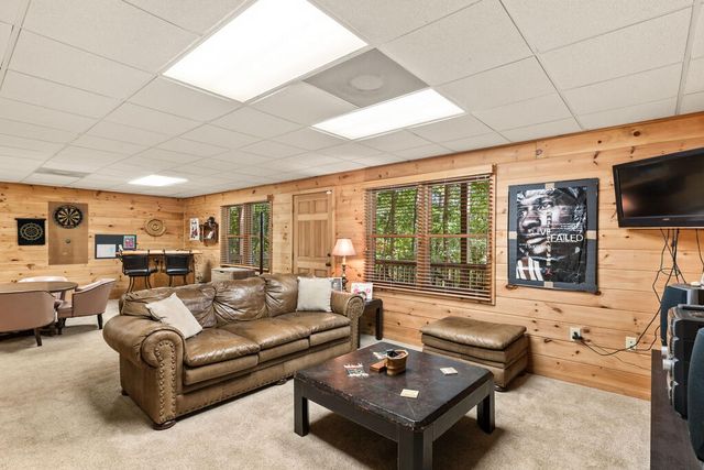 51 Cornerstone Court, Mccaysville, GA 30555