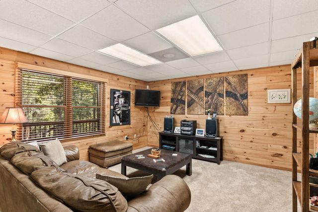 51 Cornerstone Court, Mccaysville, GA 30555
