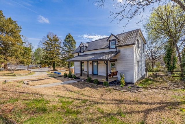 314 Depot Street, Campobello, SC 29322