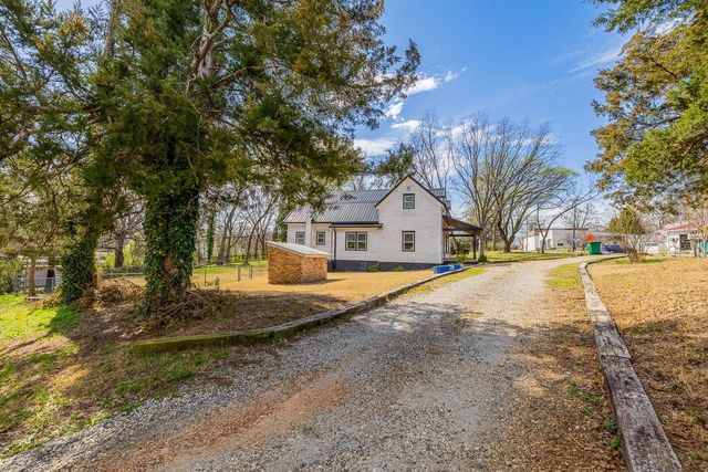 314 Depot Street, Campobello, SC 29322