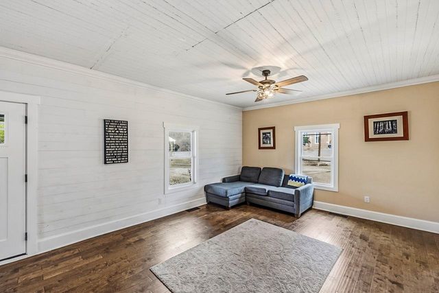 314 Depot Street, Campobello, SC 29322