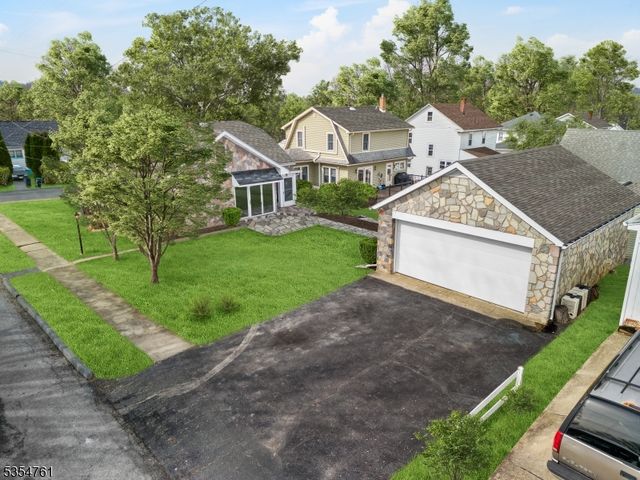 211 Pennsylvania Ave, Pohatcong Twp., NJ 08865
