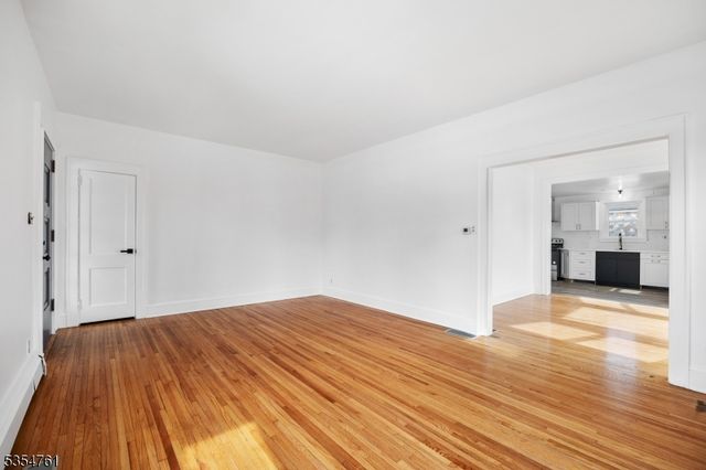 211 Pennsylvania Ave, Pohatcong Twp., NJ 08865