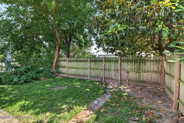 502 Denmark St, Louisville, KY 40215