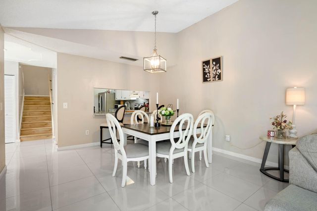 4643 Holly Lake Drive, Lake Worth, FL 33463