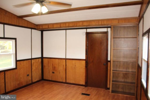 5274 BURR HILL RD, Rhoadesville, VA 22542