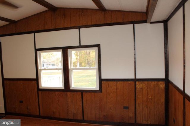 5274 BURR HILL RD, Rhoadesville, VA 22542