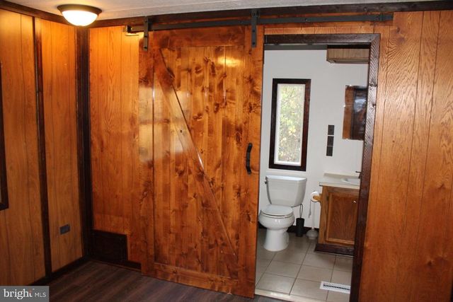 5274 BURR HILL RD, Rhoadesville, VA 22542