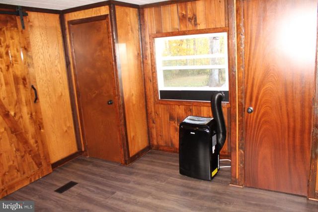 5274 BURR HILL RD, Rhoadesville, VA 22542