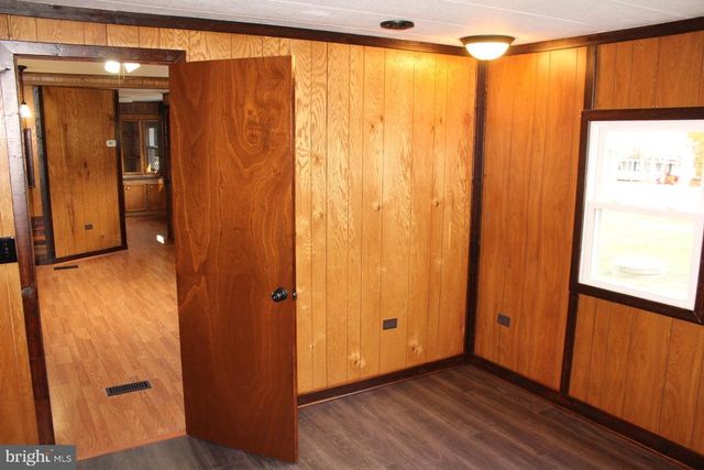 5274 BURR HILL RD, Rhoadesville, VA 22542