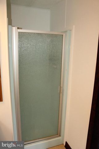 5274 BURR HILL RD, Rhoadesville, VA 22542