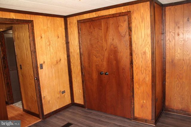 5274 BURR HILL RD, Rhoadesville, VA 22542